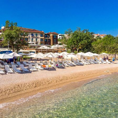 מאלינסקה Blue Waves Resort מראה חיצוני תמונה