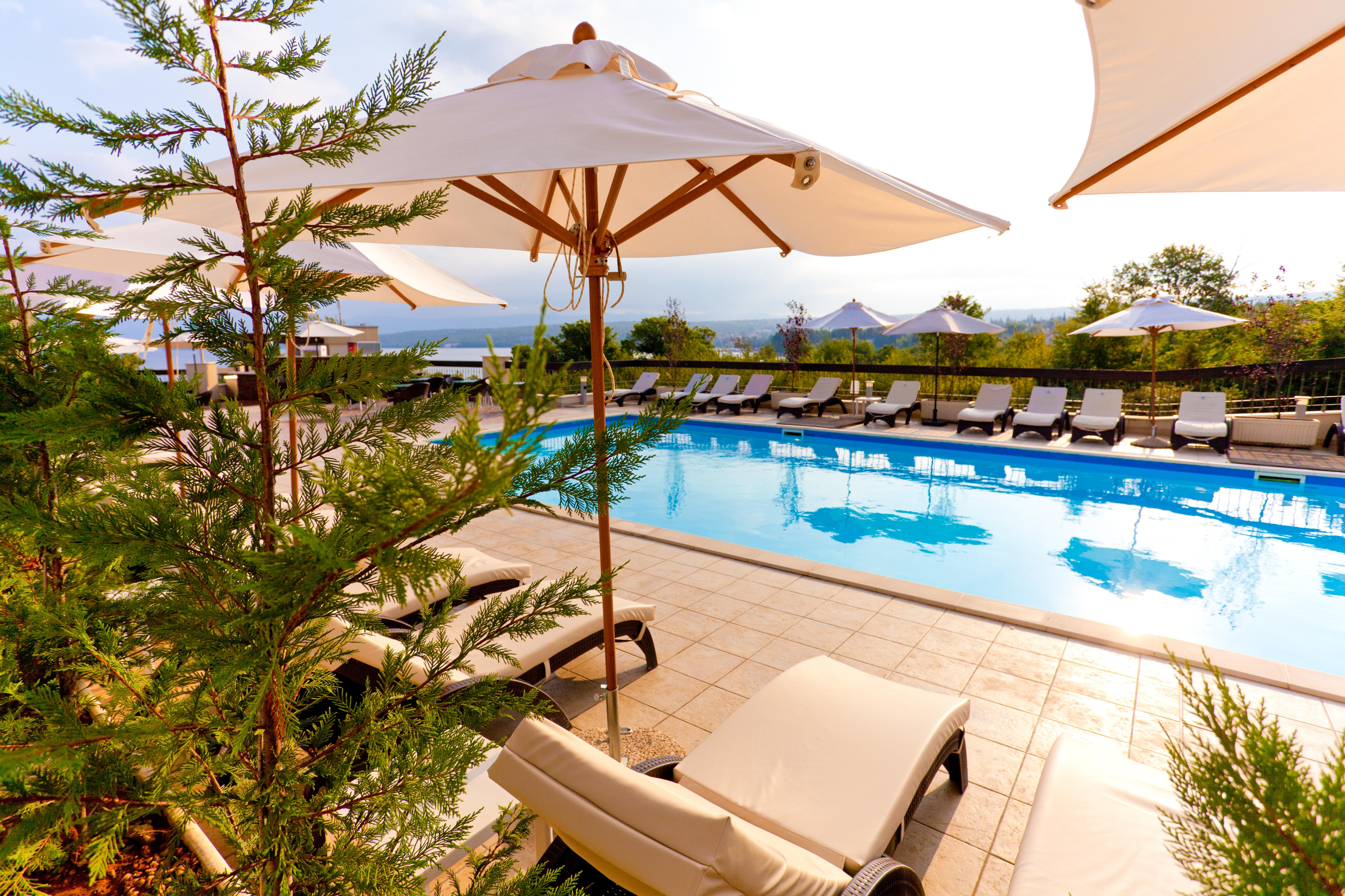 מאלינסקה Blue Waves Resort מראה חיצוני תמונה