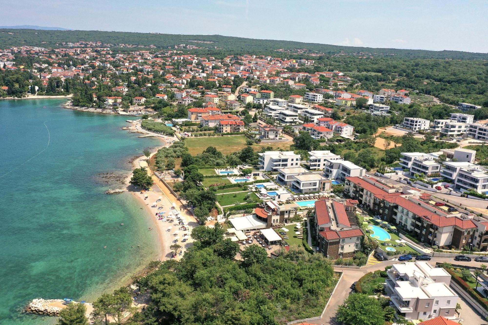 מאלינסקה Blue Waves Resort מראה חיצוני תמונה