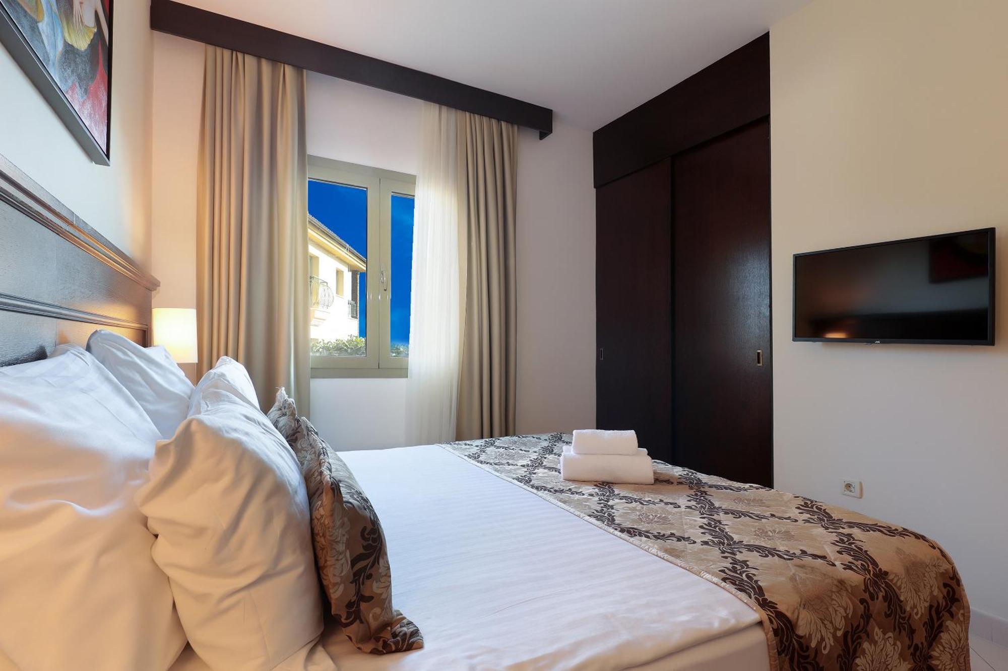 מאלינסקה Blue Waves Resort חדר תמונה