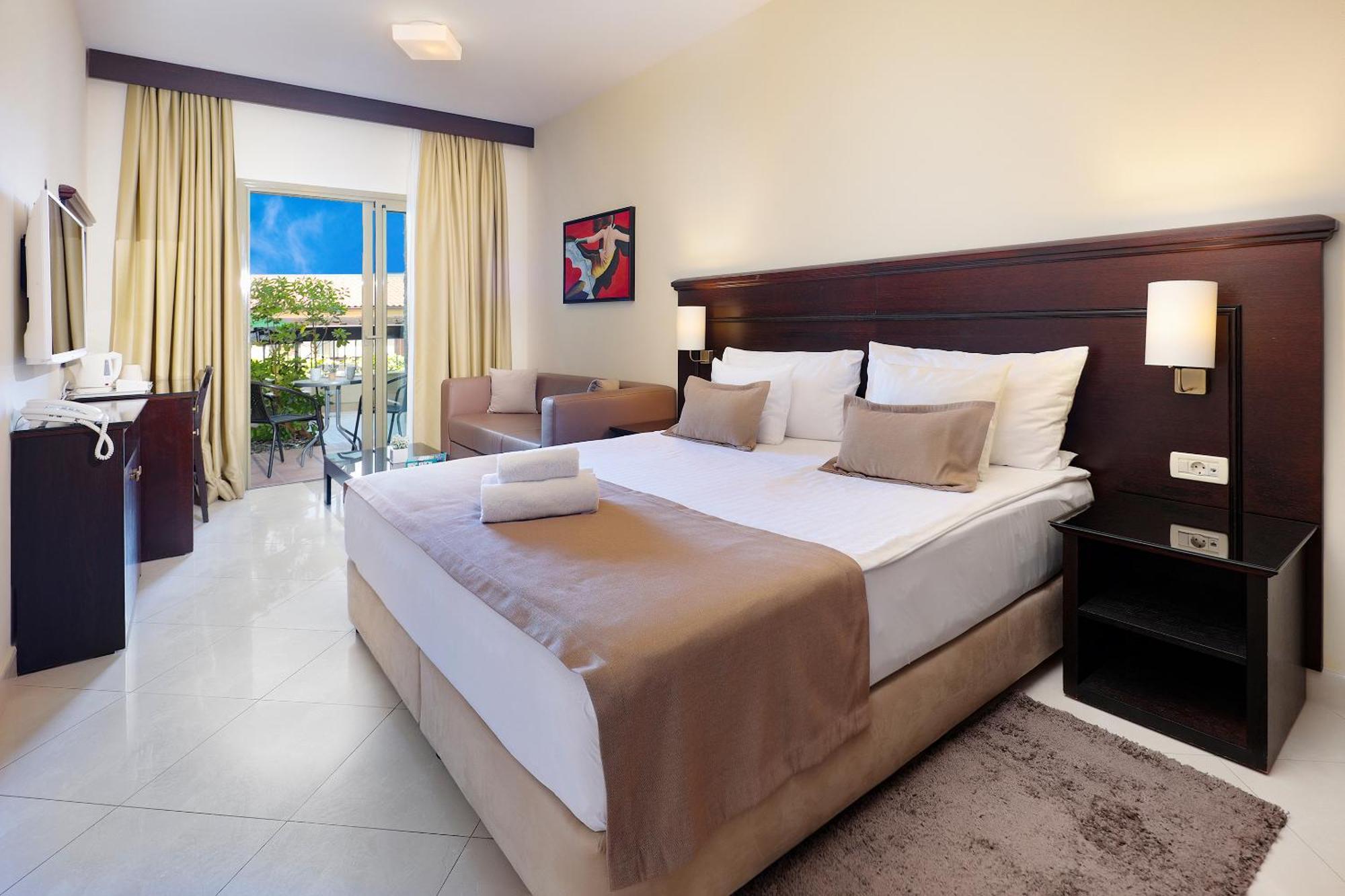 מאלינסקה Blue Waves Resort חדר תמונה